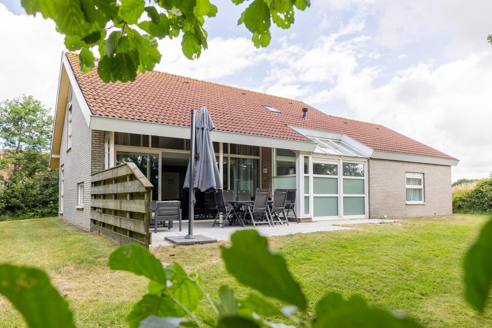 Vakantiepark Klein Vaarwater Buren  Exterior photo