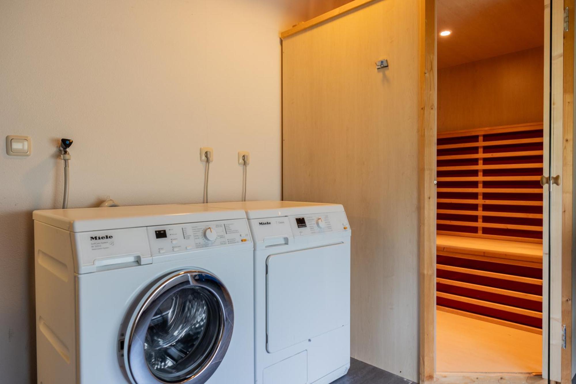 Vakantiepark Klein Vaarwater Buren  Room photo